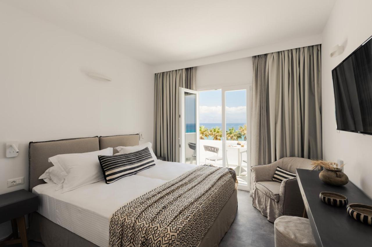Saint George Hotel Хриси Акти Екстериор снимка